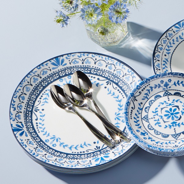 סט 36 חלקים ל-12 סועדים corning by corelle