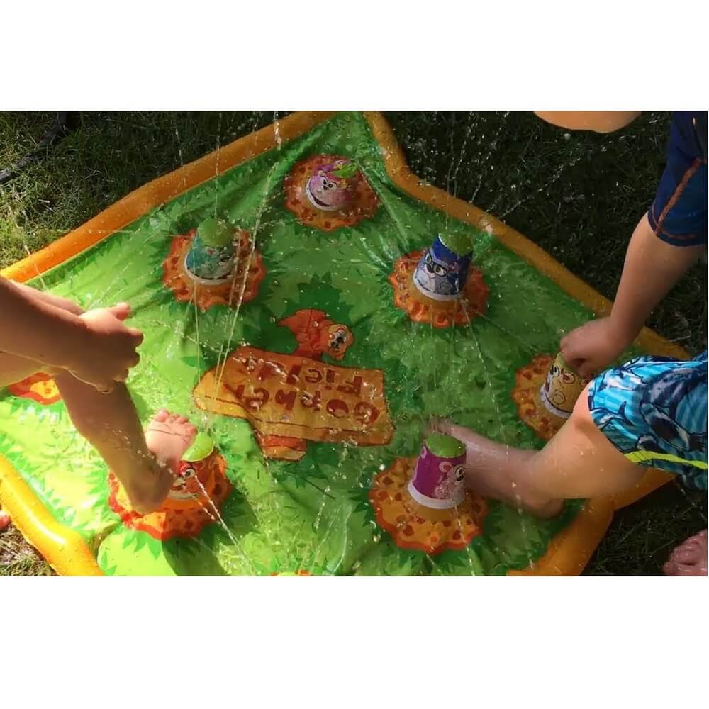 משטח מים אינטרקטיבי בצורת אוגרים banzai