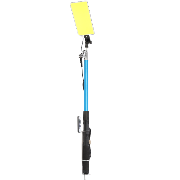 פרוז'קטור LED טלסקופי כולל שלט Camp&Go &lrm;LED ROD