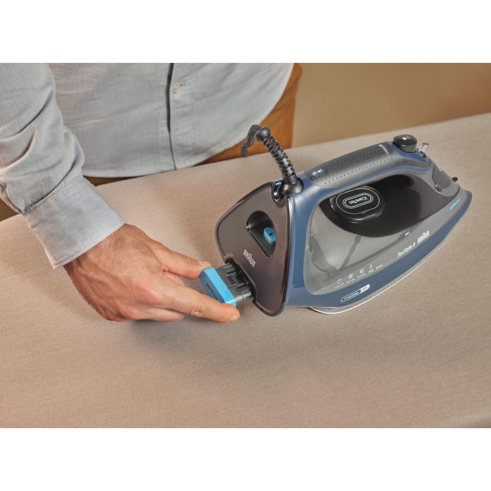 מגהץ אדים braun 3200w