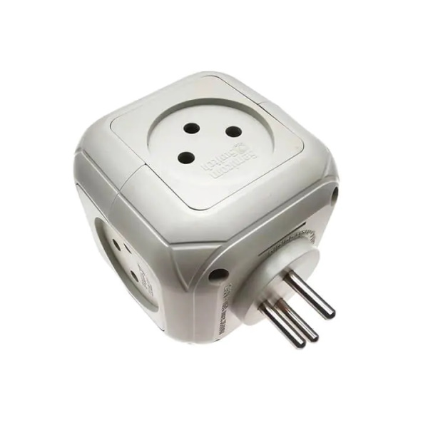 מפצל קובייה 4 שקעים כולל 2 חיבורי Type-C ו-Semicom Switch USB &lrm;SW-CUB4UC