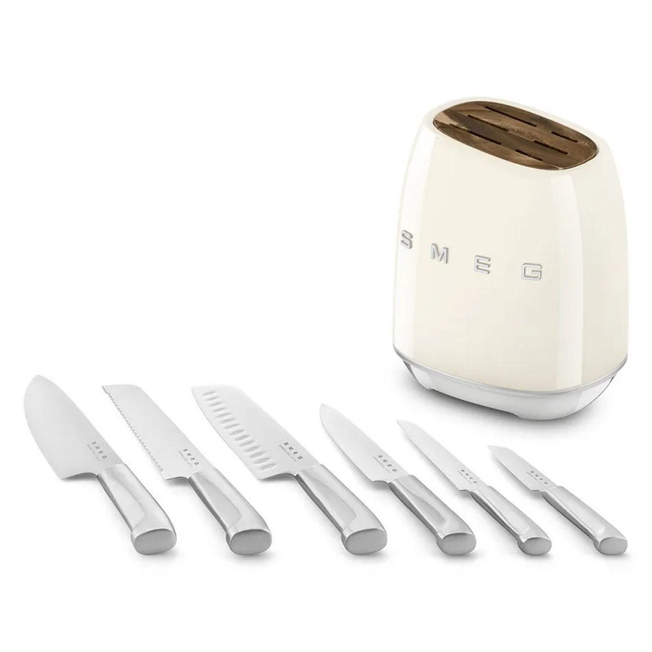 סט 6 סכינים שונים ומעמד מעוצב smeg