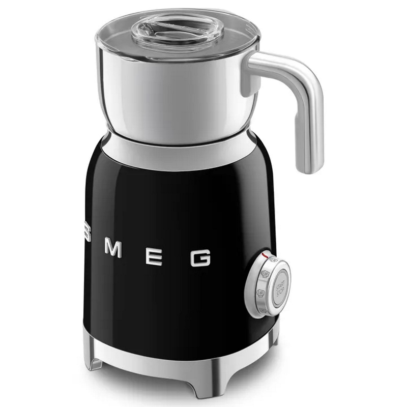 מקציף חלב חם/קר 600 מל smeg