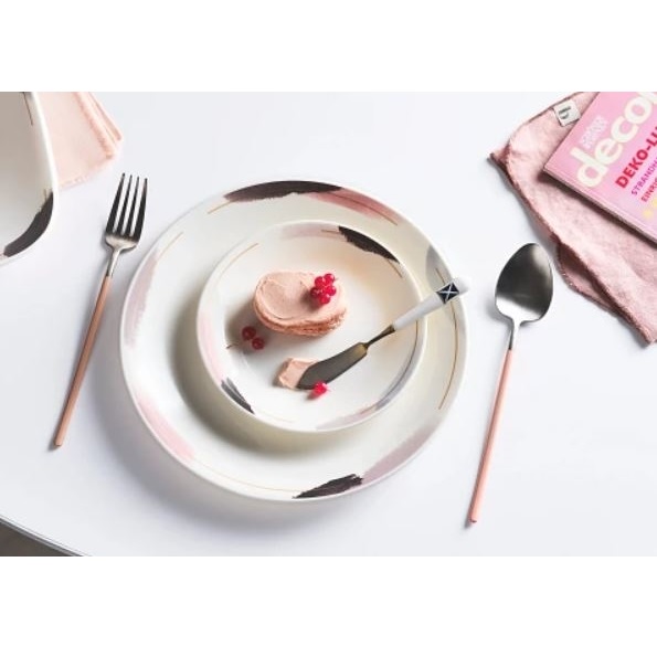 סט הגשה 84 חלקים ל-12 סועדים כולל סכום corning by corelle