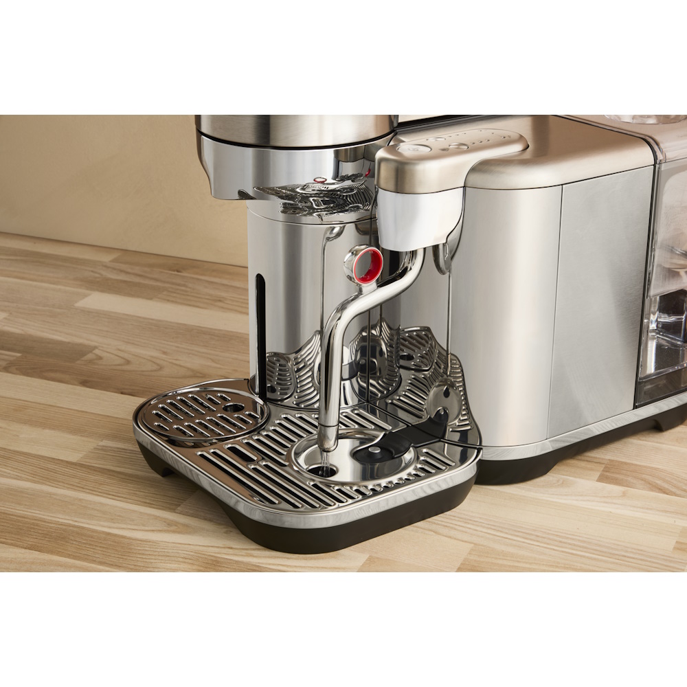 מכונת קפה כולל מקציף חלב nespresso