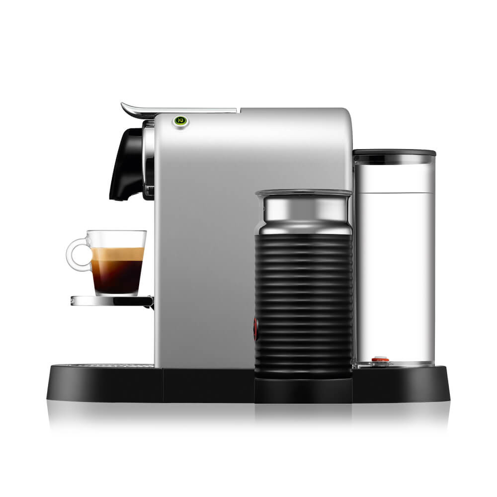 מכונת קפה ומקציף חלב nespresso