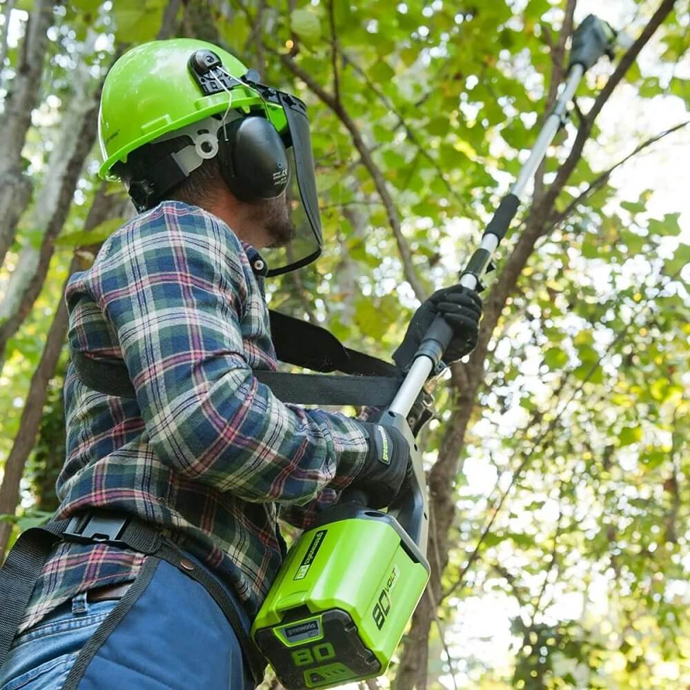 מסור שרשרת גבהים 10 נטען greenworks 80v