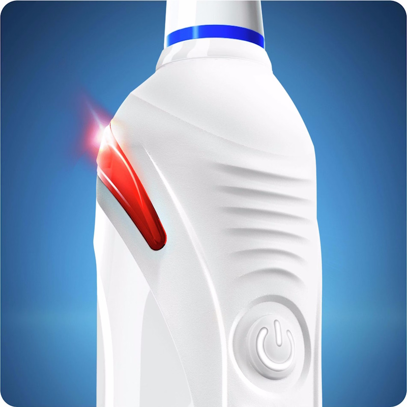 מברשת שיניים חשמלית כולל 3 ראשים oral-b