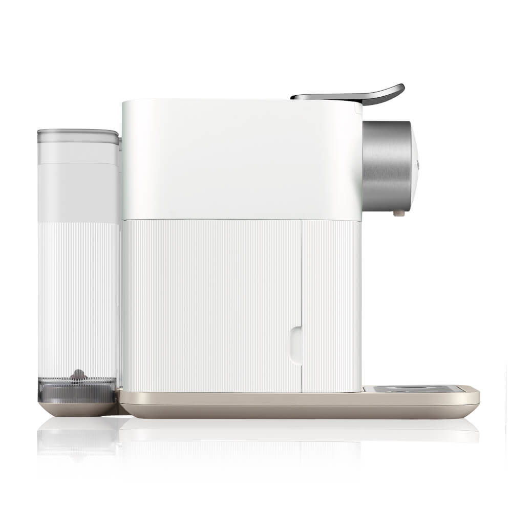 מכונת קפה כולל מקציף חלב מובנה nespresso
