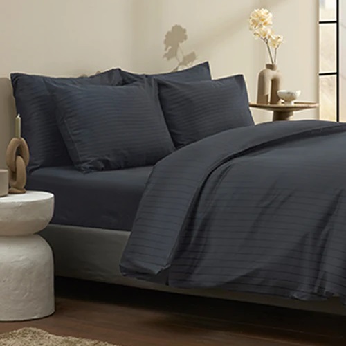 תמונה של סט מצעי סאטן למיטה זוגית רחבה home style 200/200