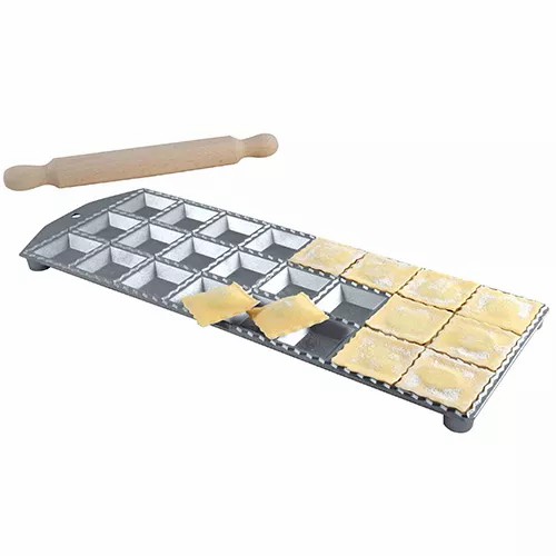 מגש להכנת רביולי 24 חתיכות + מערוך Eppicotispai &lrm;מרובע - 24 חתיכות