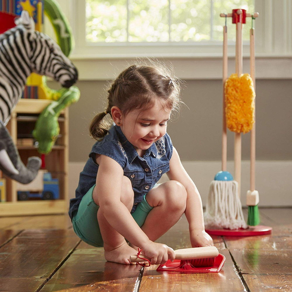 ערכת משחק כלי נקיון הבית מעץ melissa&doug