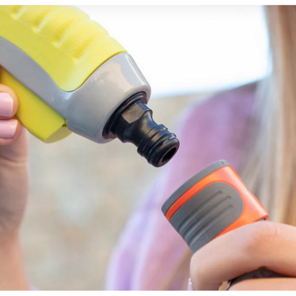 אקדח מים בלחץ גבוה 8 ב-1 innovagoods