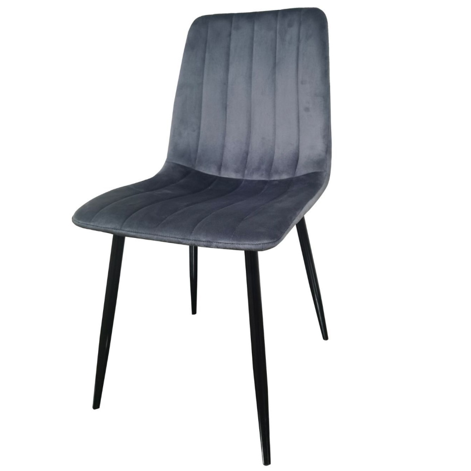 פינת אוכל מעוצבת כולל שולחן קרמיקה ו-6 כסאות tudo design