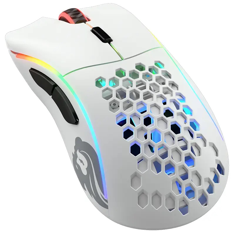 model d לבן glorious