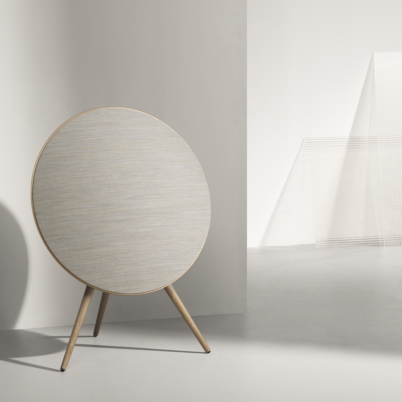 רמקול אלחוטי חכם עומד bang & olufsen