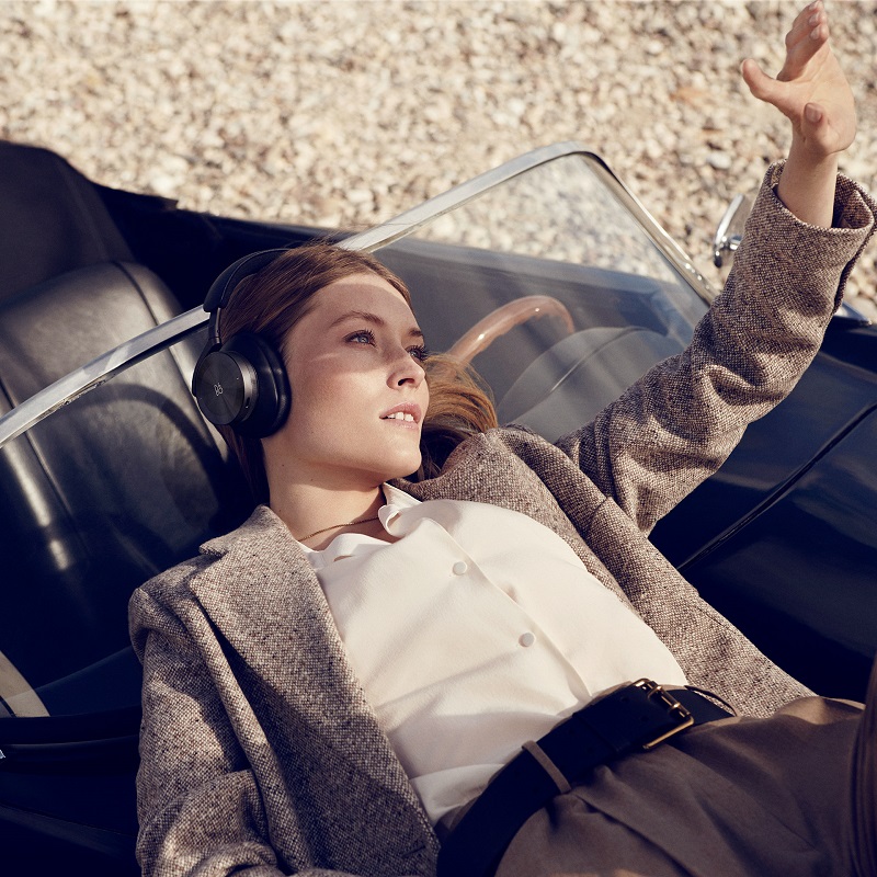 אוזניות over ear אלחוטיות bang & olufsen