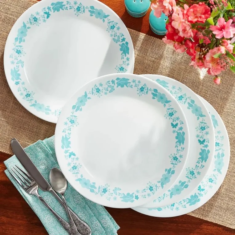 סט 36 חלקים ל-12 סועדים corning by corelle