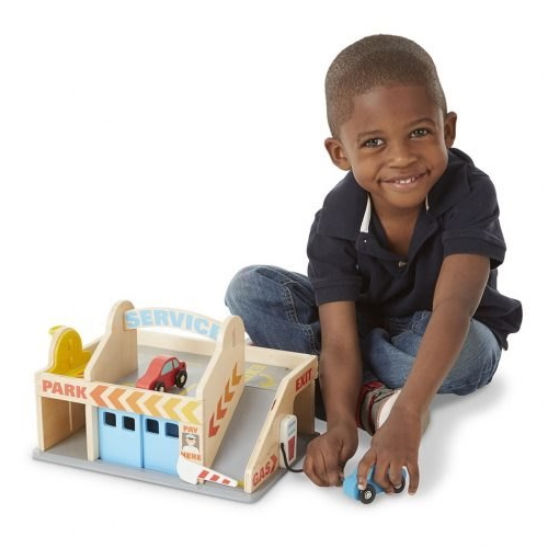 מוסך ונקודת שירות לרכבים melissa&doug