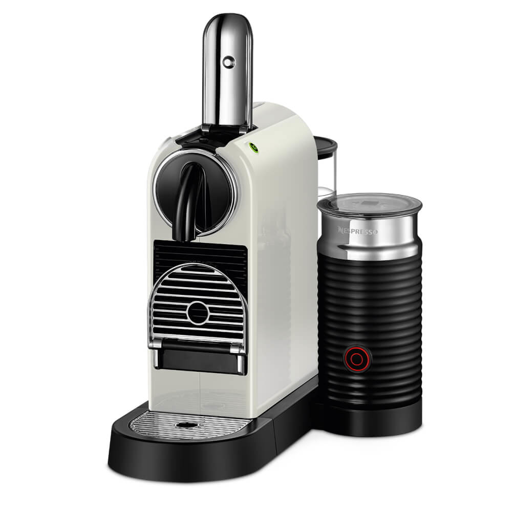 תמונה של מכונת קפה ומקציף חלב nespresso