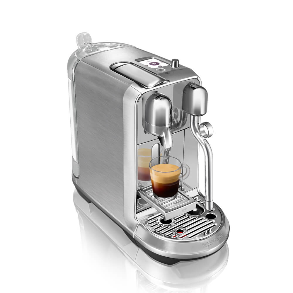 תמונה של מכונת קפה כולל מקציף חלב מובנה nespresso