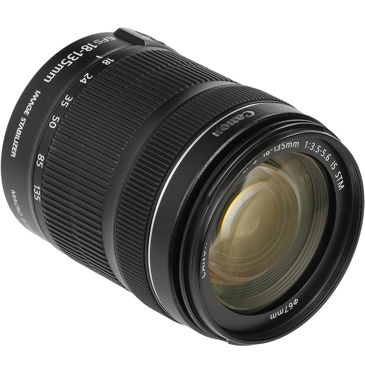 תמונה של מצלמה מקצועית slr canon