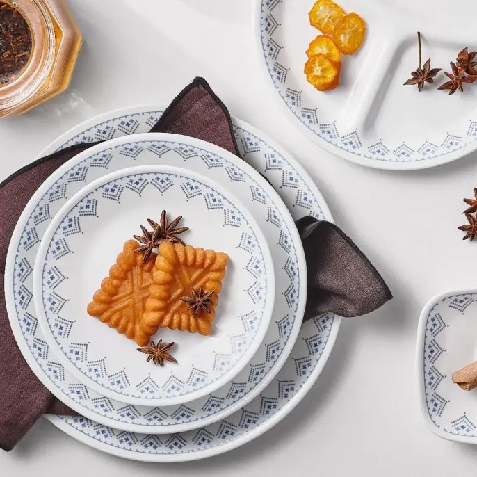 סט צלחות 36 חלקים ל-12 סועדים corning by corelle