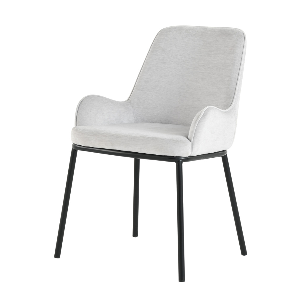 זוג כסאות מעוצבים לפינת אוכל home decor