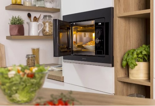 תמונה בתוכן מלא מהמוצר מיקרוגל בנוי - 20 ליטר gorenje גורנייה